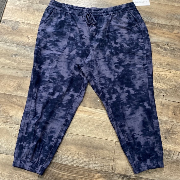 Athleta Farallon Printed Jogger Pants - Picture 3 of 7